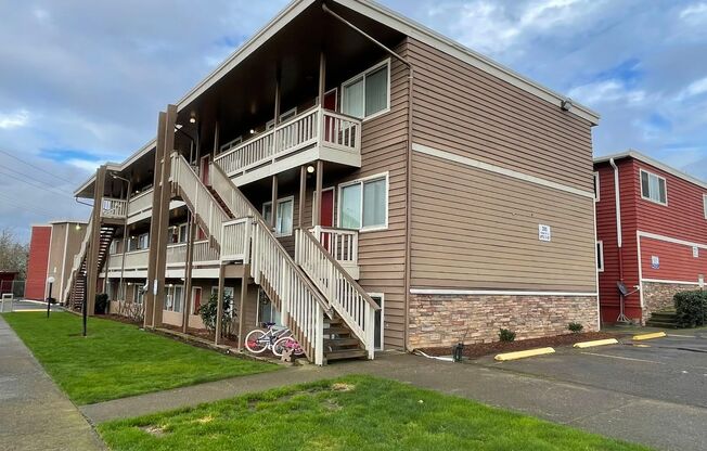 #375 WILLAMETTE TERRACE