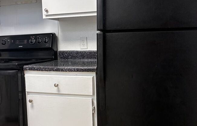 2 beds, 1 bath, 953 sqft, $1,399, Unit 565