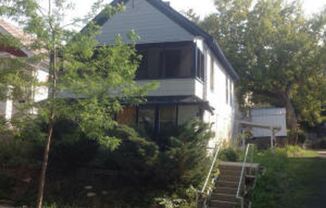 2582-2584 S Burrell St.