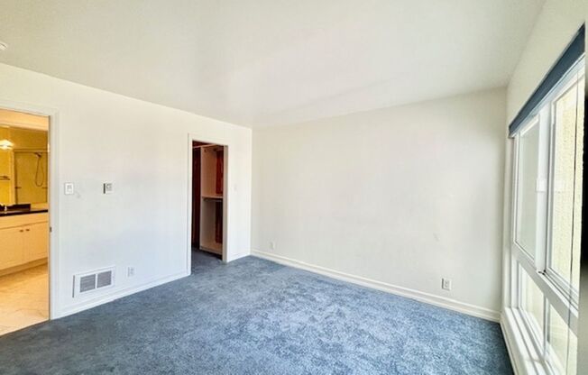 1 bed, 1 bath, $2,250, Unit # 219