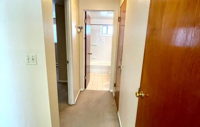 1 bed, 1 bath, 654 sqft, $1,595, Unit 5217