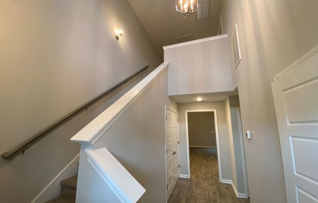 3 BD 3.5 BA 1 Car Garage Great Location Newer Build Townhome! No Pets