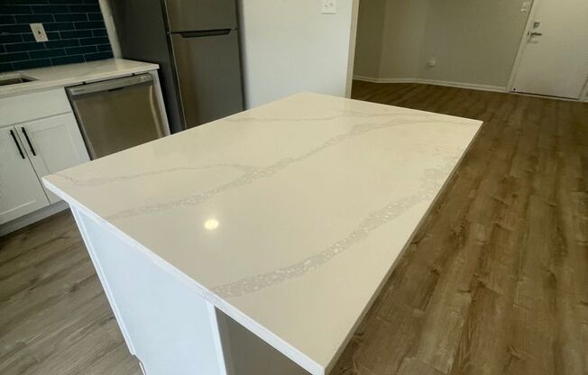 2 beds, 1 bath, 800 sqft, $1,695, Unit B - 13