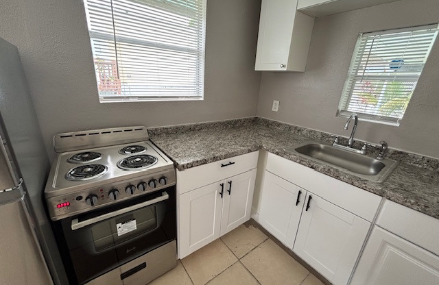 1064 N Tamiami Trl