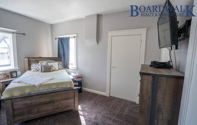 1 bed, 1 bath, 725 sqft, $950, Unit 2637 Quincy