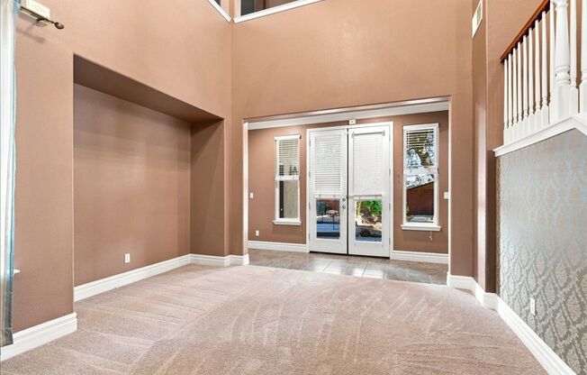 9351 Palmerson Dr