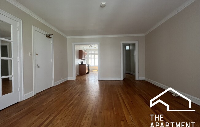 909 Elmwood Ave