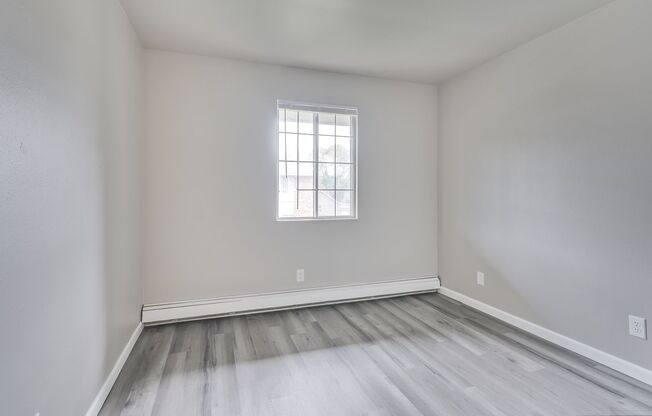 2 beds, 1.5 baths, 925 sqft, $1,249, Unit 3025 - F90