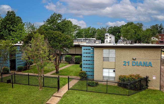 21 Diana St