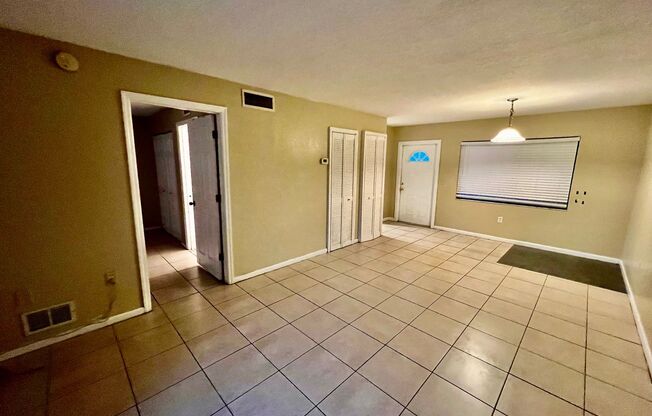 1 bed, 1 bath, $1,300, Unit unit 202