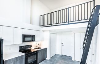 Studio, 1 bath, 439 sqft, $1,795, Unit 711