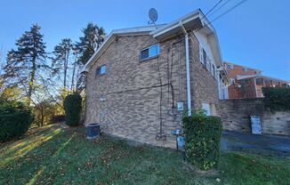 3 beds, 1.5 baths, $1,495