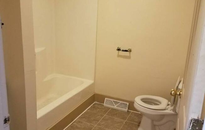 Large 3 bedroom apartment