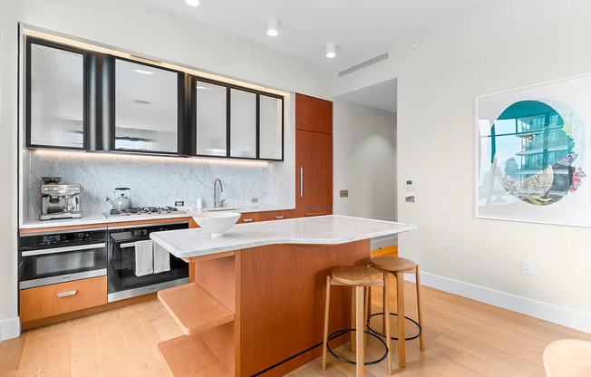 110 CHARLTON ST