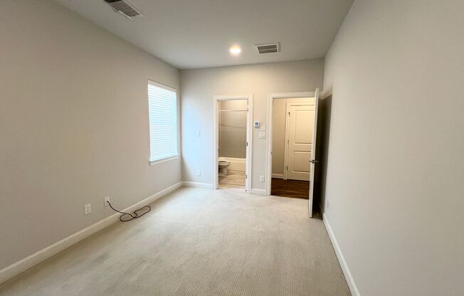 Incredible 4-Story Modern 3/3.5/2 Home in Gated Community in Shady Acres!