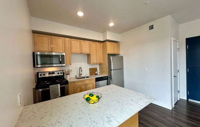 1 bed, 1 bath, 535 sqft, $1,885, Unit Unit 606