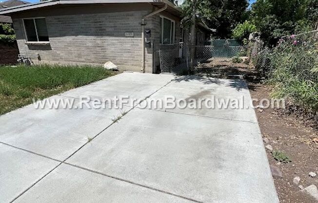 1195 Roosevelt Ave