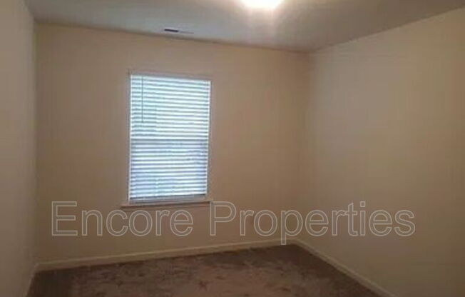 210 SUMMER RNCH DR
