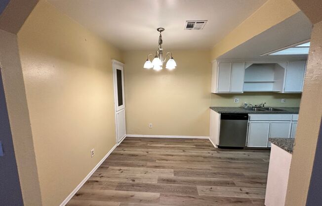 2 beds, 2 baths, $1,295