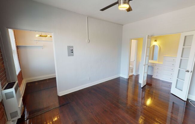 Ashmont Apartments...Art Deco Building...Newly Remodeled Apartments...CALL NOW!