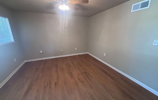 201 S College Road Unit 116