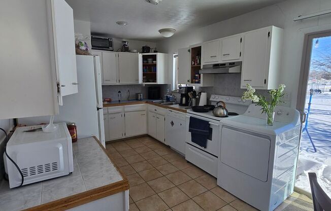 Cozy Home in East Campus