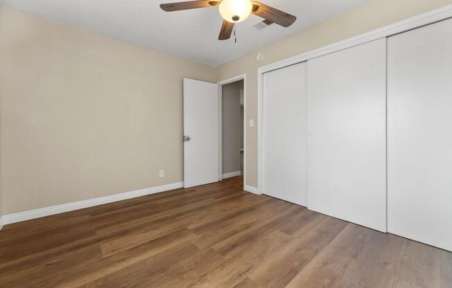 2 beds, 1 bath, 792 sqft, $1,350, Unit 82504