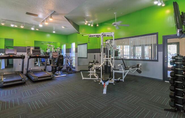 STATE-OF-THE-ART FITNESS FACILITY