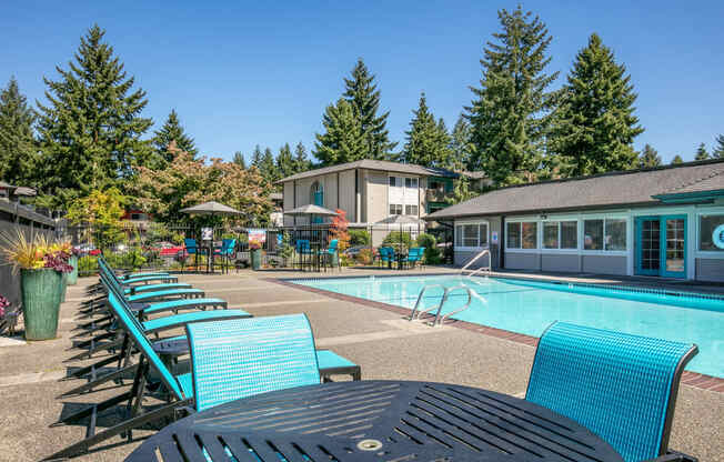Picturesque Pool And Cabana Setting at Central Park East, Bellevue Washington