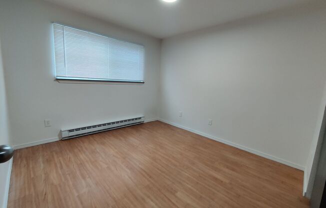 2 beds, 1 bath, 800 sqft, $1,150, Unit 501