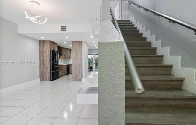 3378 W 80 ST