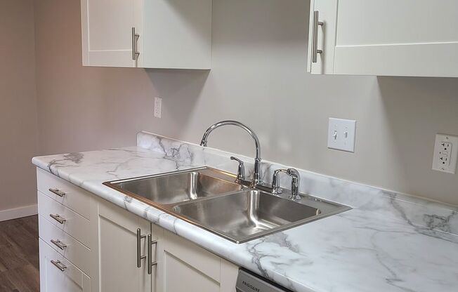 1 bed, 1 bath, 720 sqft, $1,345, Unit 214