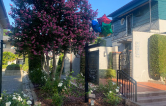271 S EL MOLINO AVE