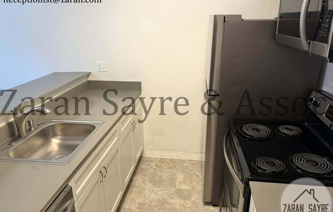 1 bed, 1 bath, $1,450, Unit # #E 14