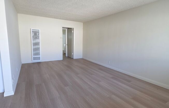1 bed, 1 bath, $1,895, Unit 26