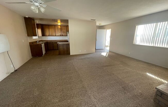 Apple Valley-Cute Starter Home- 2 Bedrooms, 2 Bathrooms, All Appliances Included, Fully Fenced