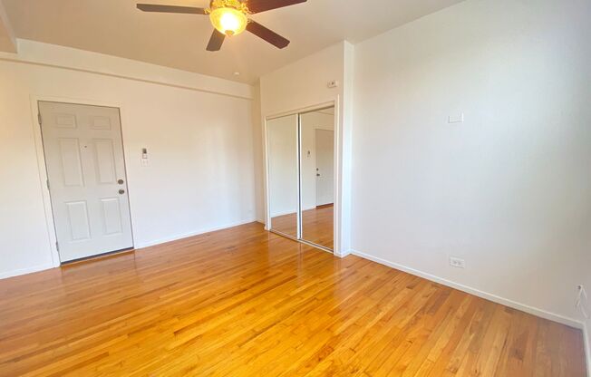Studio, 1 bath, 300 sqft, $1,150, Unit 5959-504