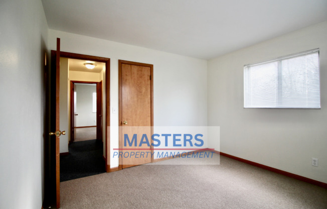 2 beds, 1 bath, $895, Unit Unit 3