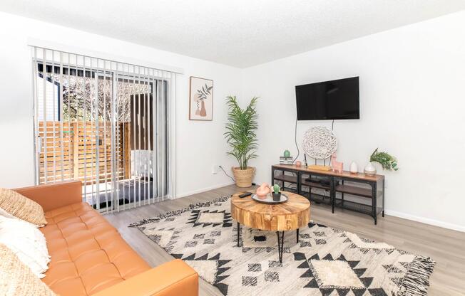 Home - Residences at Medical - San Antonio, TX