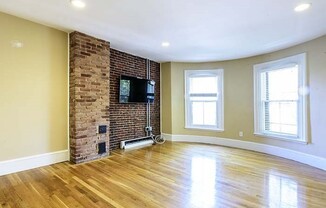 15 E SPRINGFIELD
