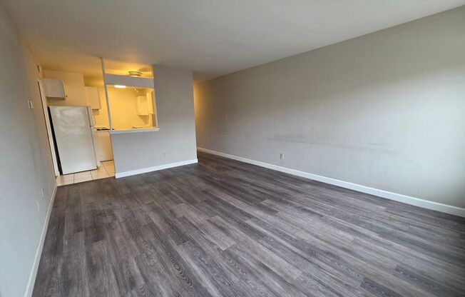 1 bed, 1 bath, $1,195, Unit 209