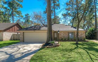 2102 WHITELAW DR