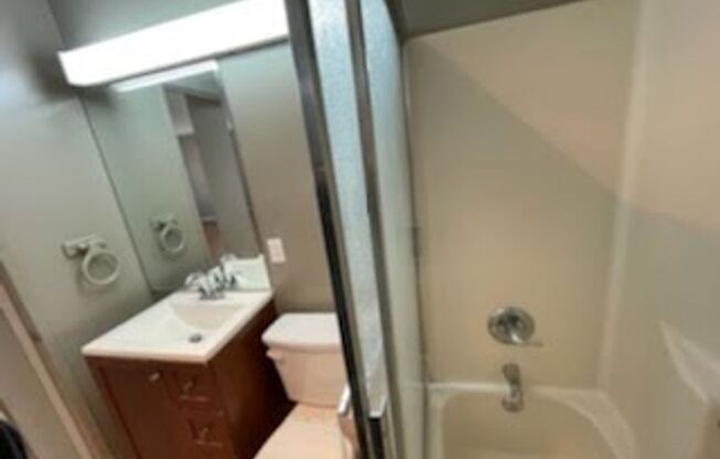 Studio, 1 bath, 600 sqft, $1,850, Unit SB201