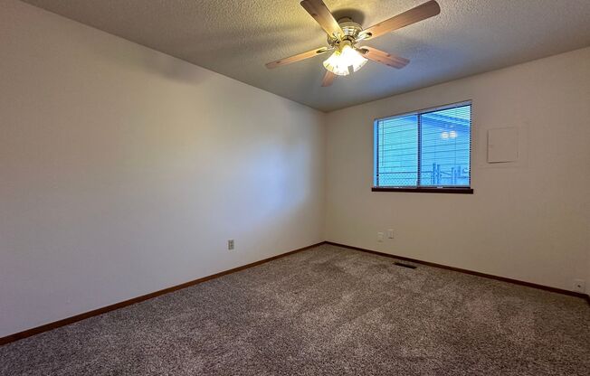 2 beds, 1 bath, $1,725