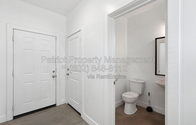 3 beds, 2.5 baths, 1,375 sqft, $2,200, Unit 2