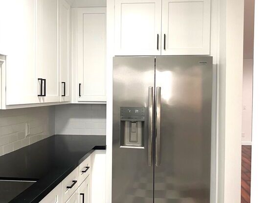 Studio, 1 bath, 550 sqft, $2,350, Unit 102