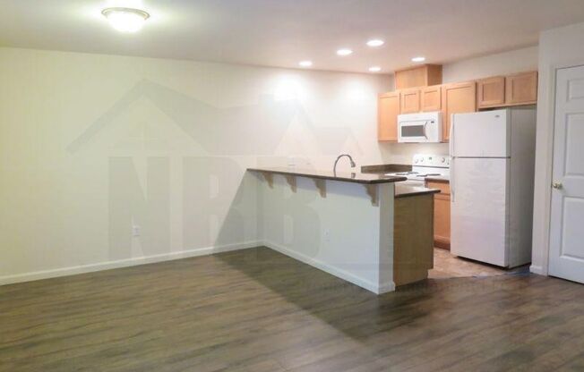 3 beds, 2.5 baths, 1,279 sqft, $2,195, Unit Unit A