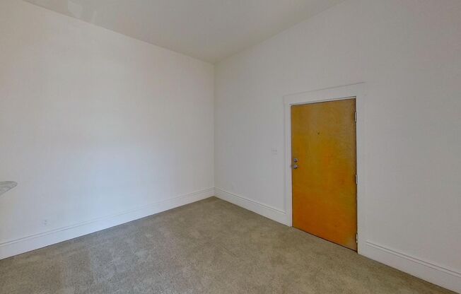 1 bed, 1 bath, 700 sqft, $1,399, Unit 717-301