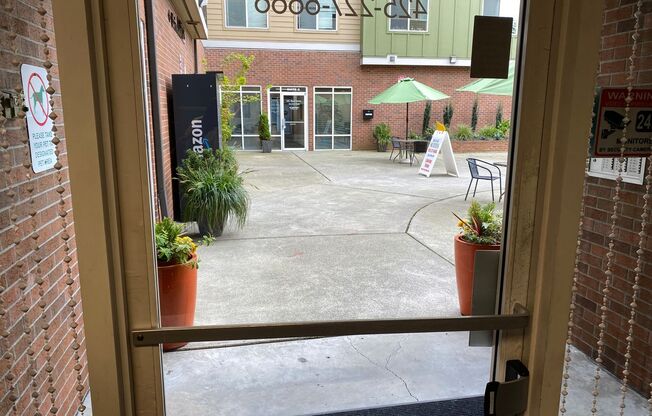 Studio, 1 bath, 441 sqft, $1,395, Unit 227