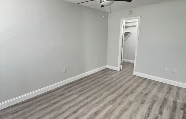 2 beds, 1.5 baths, 800 sqft, $1,795, Unit 124